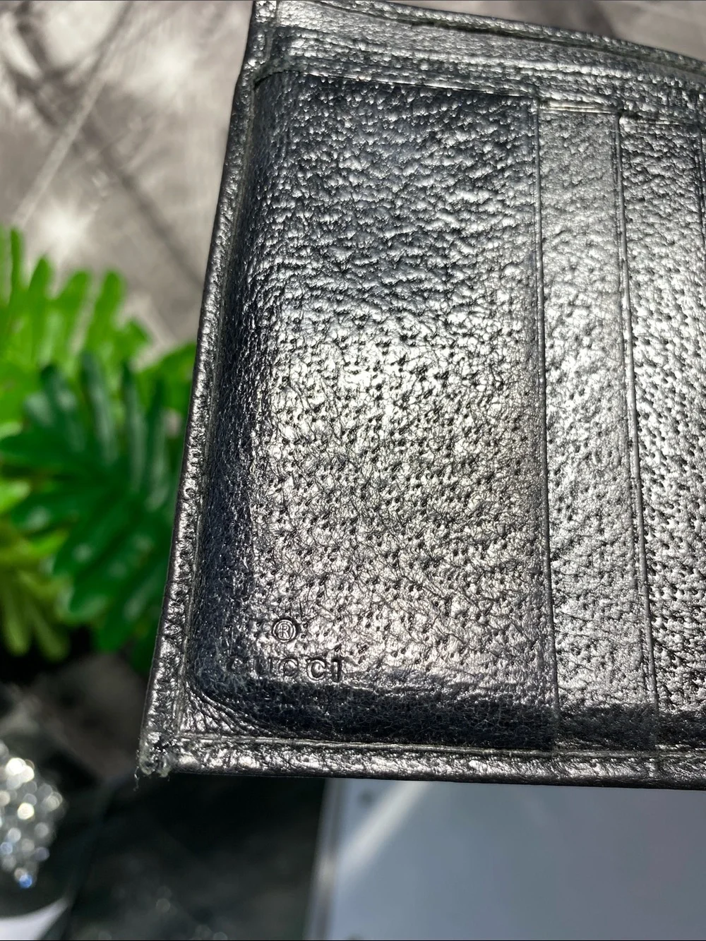 Authentic Gucci black textured leather Wallet - Picture 9 of 15